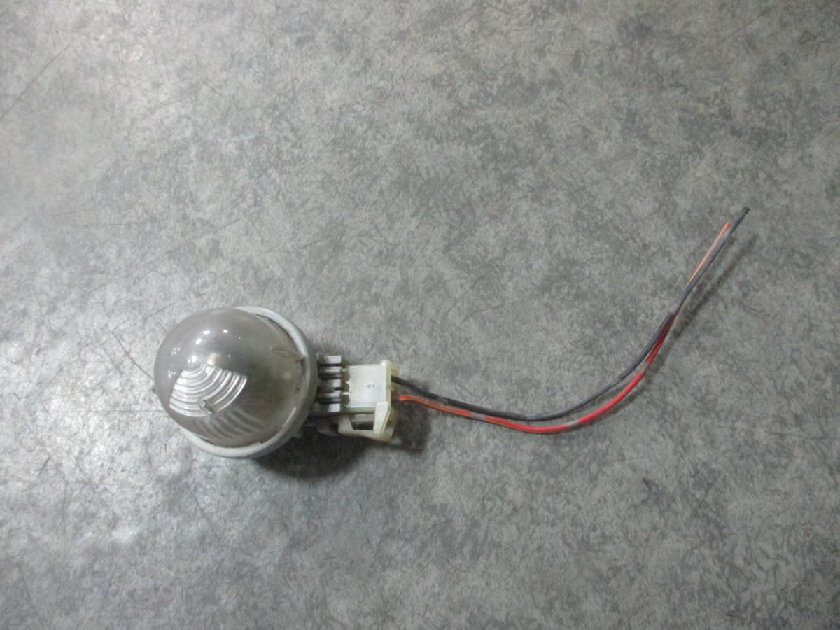 MC系AZワゴンRスズキMC22S純正ナンバー灯MC21Sライセンスランプ 35910-75F0 ランプ レンズ部品取り車あります拍卖