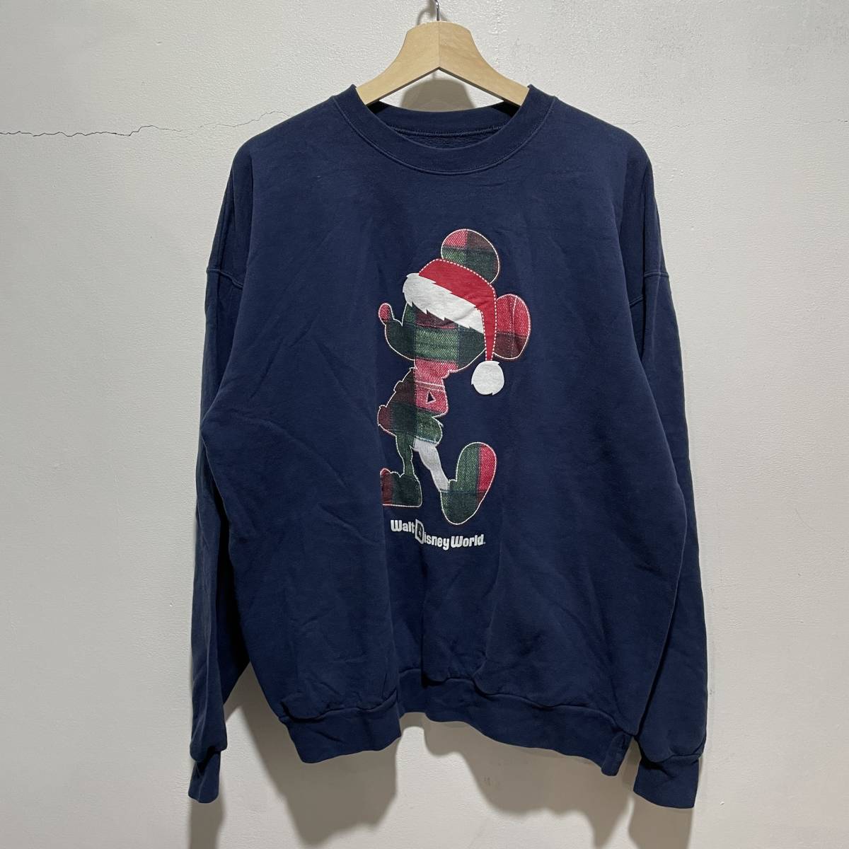 ☆送料無料☆walt Disney world☆ディズニー☆キャラクタースウェット☆ミッキー☆XL☆ネイビー☆ヘインズ☆D21c拍卖