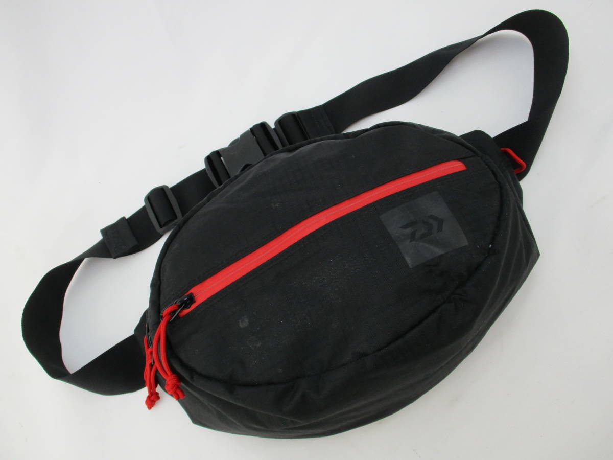 ダイワ■MP ヒップバッグ(A) M ブラック/レッド拍卖
