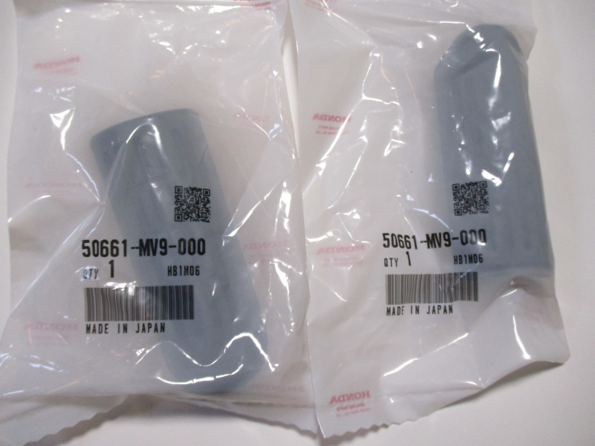 送料無料★新品★新品★ホーネット/CB400SF/CBR600F★純正ステップラバー ★純正フロントステップラバー拍卖