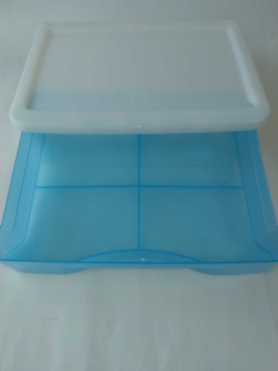 再値下げ!未使用!小物入れケース 一段引き出し 卓上型 オシャレな白色に明るいブルー 軽くて、 片付けにも便利 約22.5×16×6拍卖