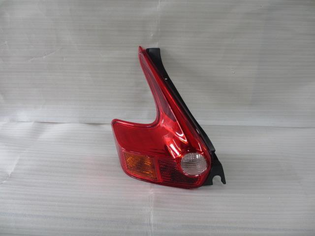 ジューク CBA-F15 左テールランプ 26559-1KA0A拍卖