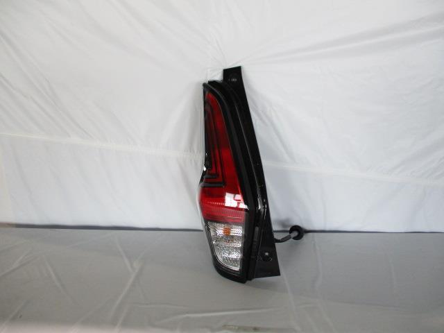 デイズ 5AA-B44W 左テールランプ ハイウェイスター 26555-7ME0A拍卖