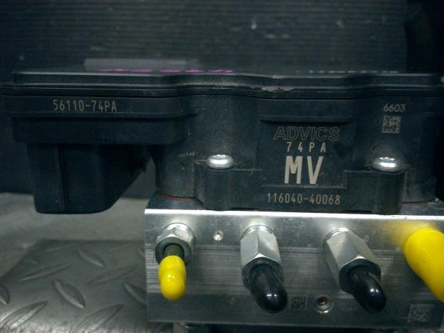 アルト HA36V ABSアクチュエーター 56130-74P27拍卖