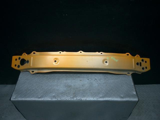 アクア NHP10 フロント ホースメント 52131-52250拍卖