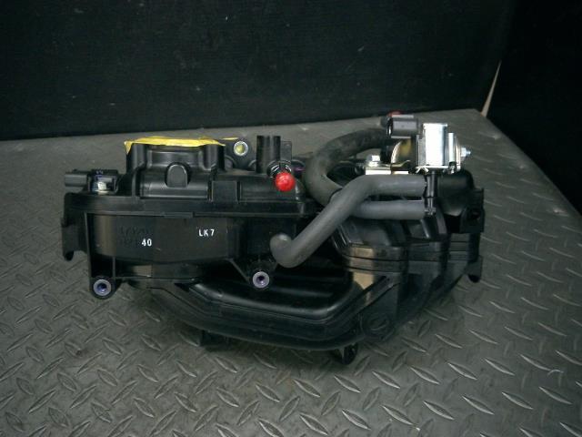 タント 6BA-LA650S インマニ インテークマニホールド 17120-B2140 未使用品拍卖