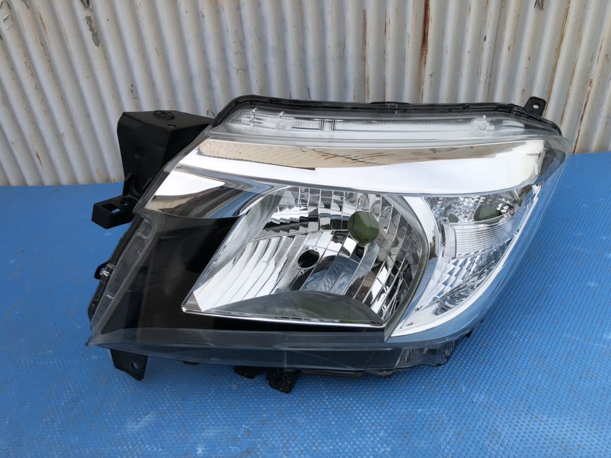 CR-06: ソリオ MA36S 左ヘッドライト ハロゲン式 KOITO 打刻 100-59330拍卖