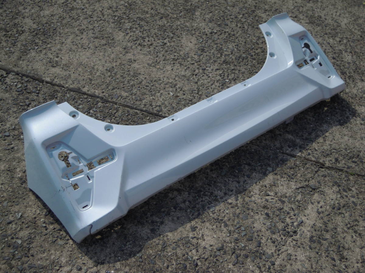 Q タントカスタム LA650/LA660 リアバンパー 52159-B2B70 ダイハツ拍卖