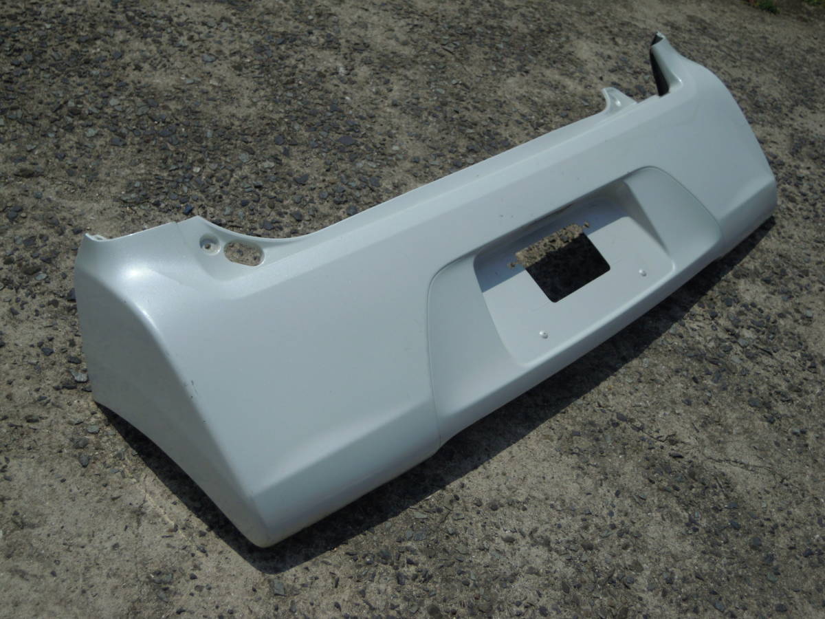 Q LA100S LA110S ムーヴ 純正 リアバンパー 52159-B2640 リヤ ムーブ拍卖