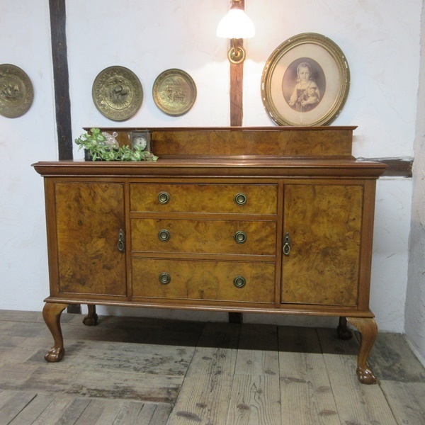 イギリス アンティーク 家具 サイドボード キャビネット クロウボウル 食器棚 飾り棚 収納 木製 英国 SIDEBOARD 6562c拍卖