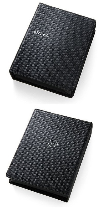 日産コレクション ARIYA アリア 車検証ケース ブラック 本革 マイクロファイバー ニッサン 車検証入れ 黒拍卖