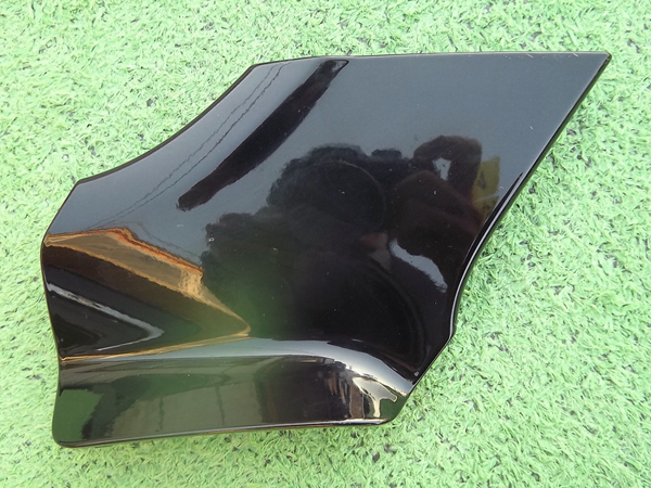 ○微傷,ブラックパール,A 218 885 03 26★CLSクラスC218/X218フロントバンパー牽引フックカバー★メルセデス・ベンツ純正W218黒Re:P拍卖