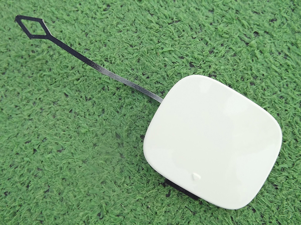 ○良品,ホワイトソリッド,A176 885 02 22★AクラスW176リアバンパー牽引フックカバー★メルセデス・ベンツ純正リヤバンパー白★Re:P拍卖