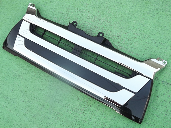 ●希少,シルバーメッキ&ブラックパール,後期,4型?★ハイエース200系フロントラジエーターグリル★カバー,53100-26370/80,53112-26090★Re:P拍卖