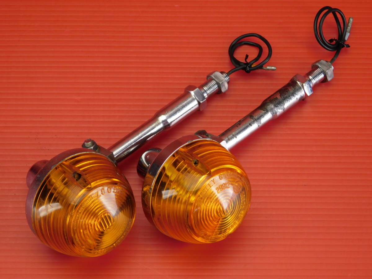 【評価A】60◆ CB550 FOUR ドリーム 純正 フロント ウインカー 左右 セット =点灯動画有= STANLEY6-0345拍卖