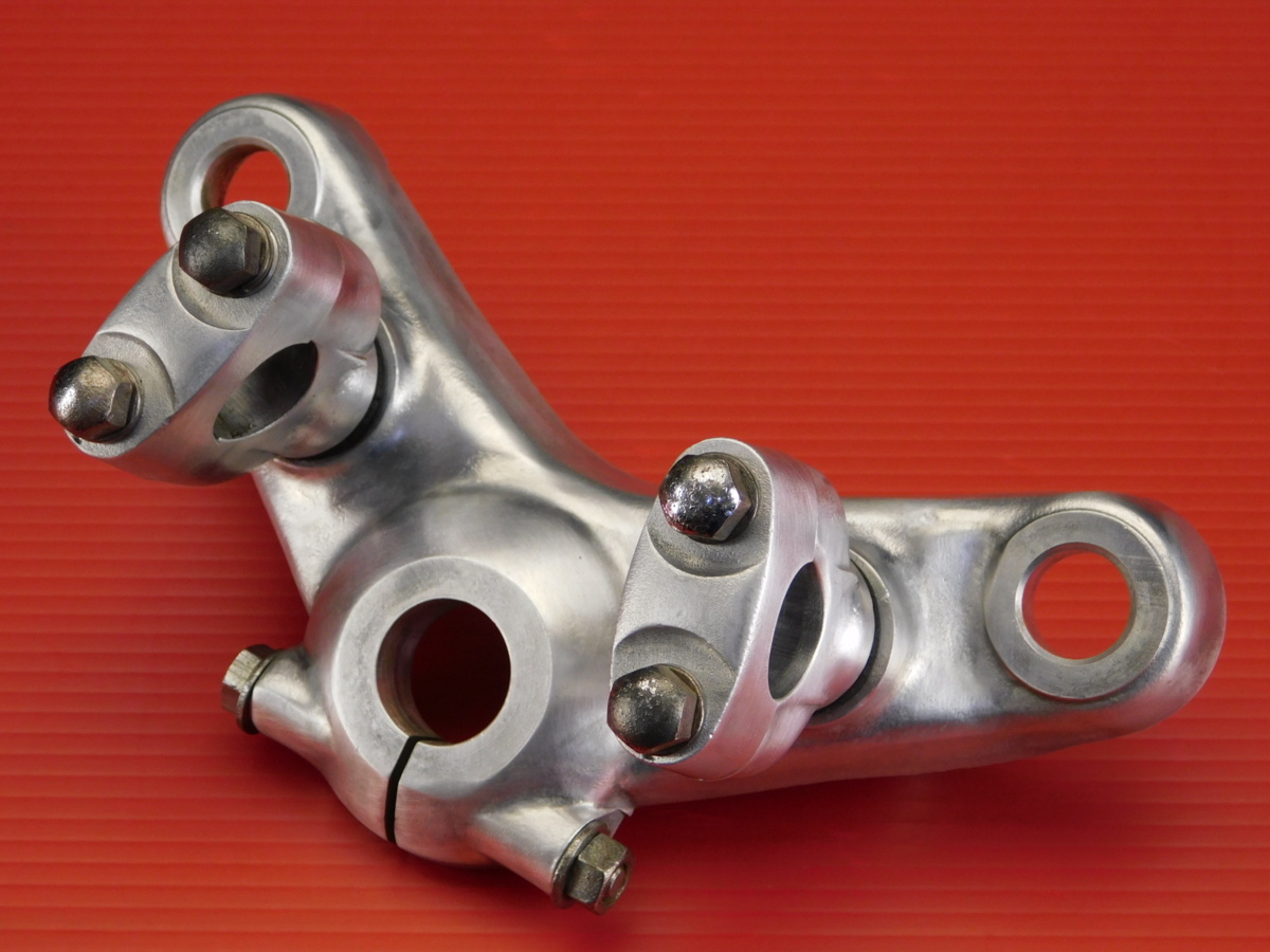 【評価A】80◆ CB450 K1 ドリーム 純正 トップブリッジ 三つ又 Φ18 ハンドルポスト クランプ ASSY拍卖