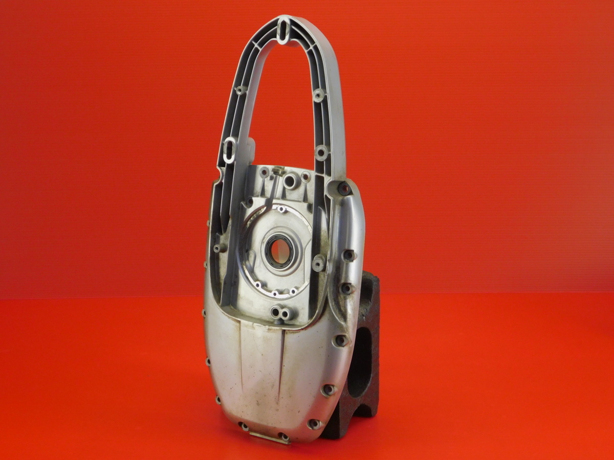 【評価A】100◆ BMW R1100GS 純正 ボクサー エンジン フロント カバー FRONT ENGINE COVER 13418216248226拍卖