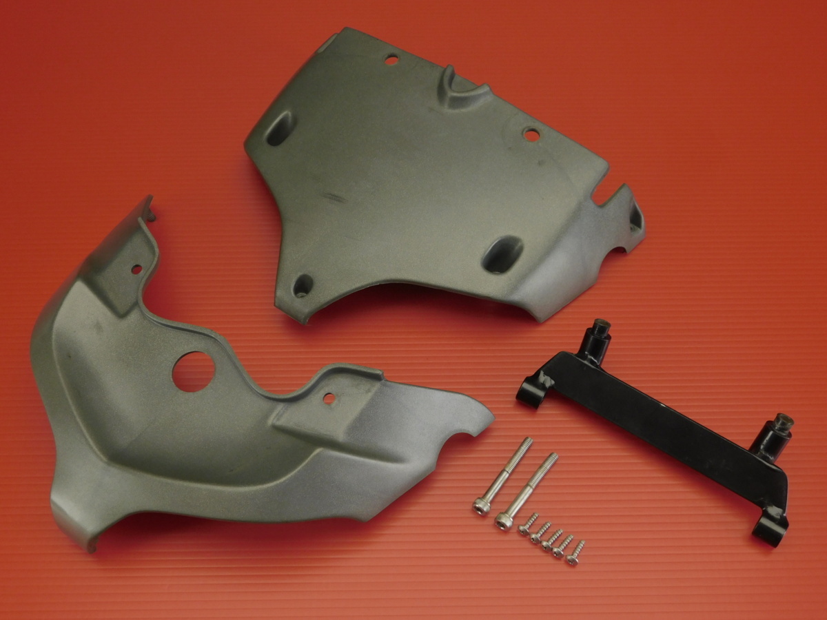 80【評価A】 アプリリア SL1000 ファルコ 純正 テールランプ カバー DIS15107 DIS15108 A003拍卖