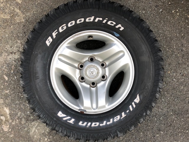 LAND CRUISER PRADO 95系後期 95プラド純正アルミ 7J +15 6H139.7 265/70R16未使用 BFグッドリッチオールテレーン 1本ハイラックスサーフFJ拍卖