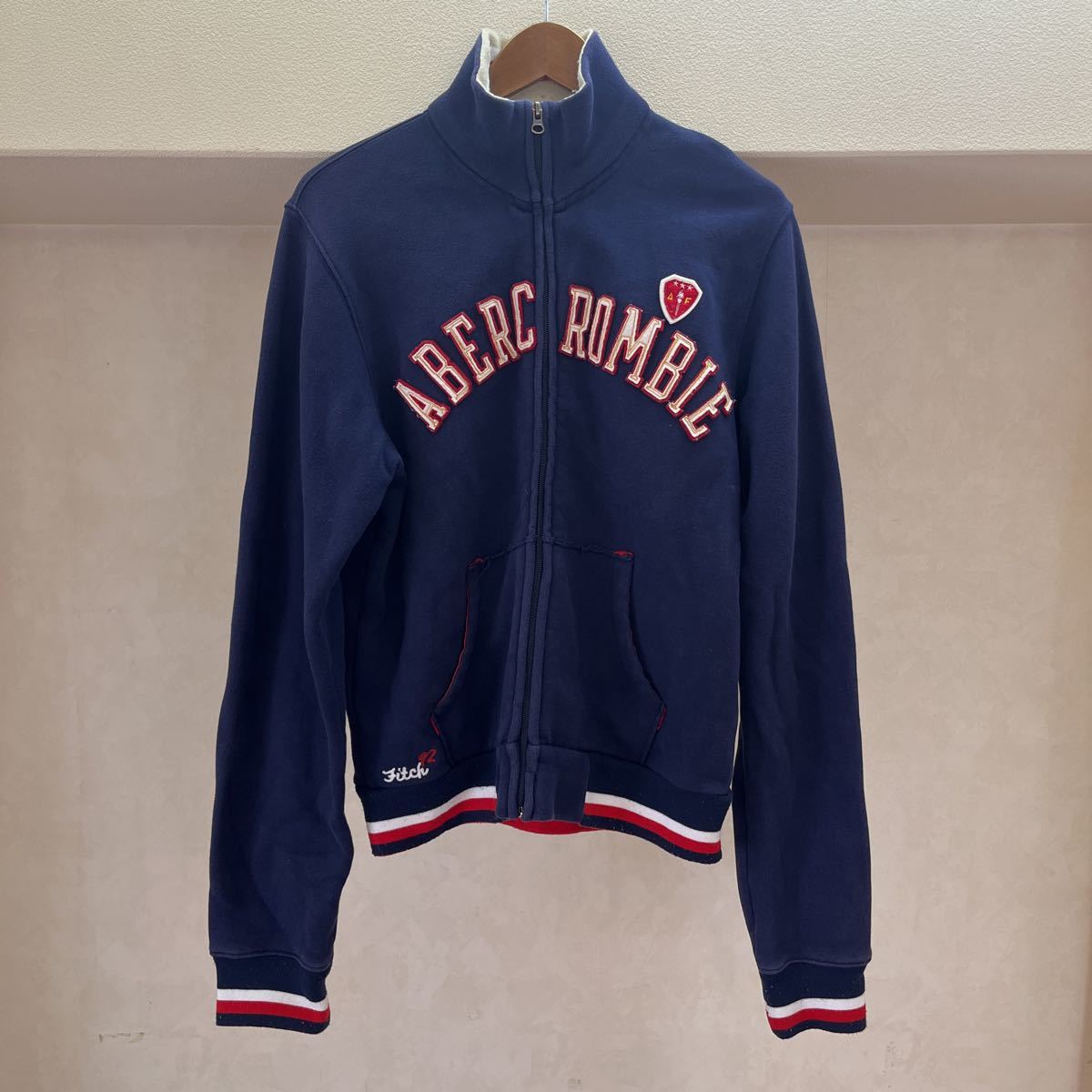 Abercrombie&Fitch ジップアップスウェット M拍卖