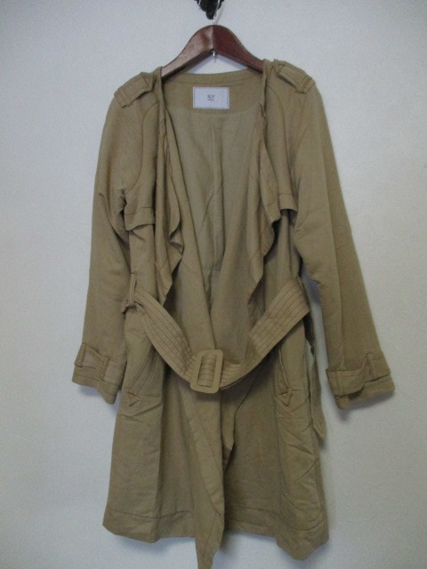 SLY スライ ベージュ前開きスプリングコート(USED)32122②拍卖