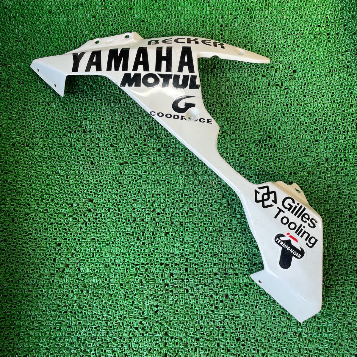 5-309K YAMAHA ヤマハ YZF-R1 純正 左側 アンダーカウル 中古 部品拍卖