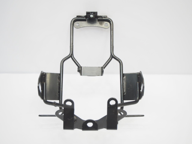 純正ヘッドライトステー.ライトステー.ヘッドランプ.メーターステー.破損ん曲がりなし交換に拍卖