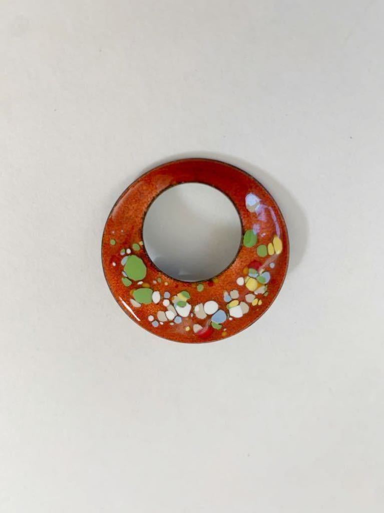 【美品】モダンデザイン 七宝 ラウンド 赤 モザイクモチーフ ブローチ レトロ モダン 朱赤拍卖