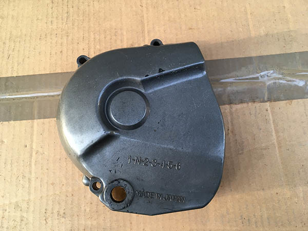 ヤマハ TZR250 純正 スプロケットカバー拍卖