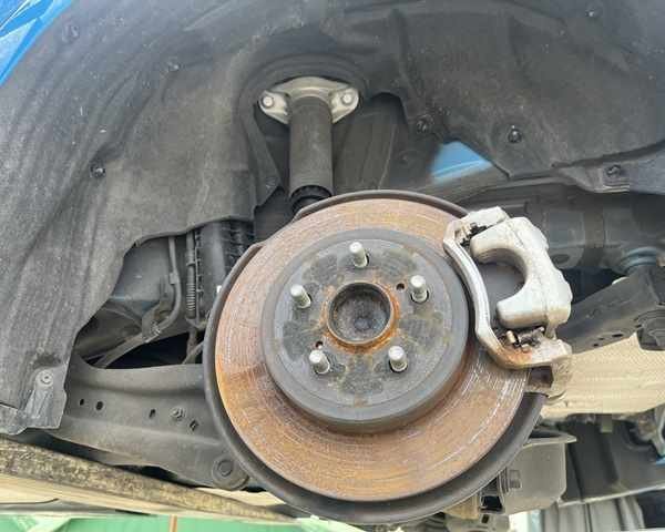 ★4178★ZWE211★カローラスポーツ★リアストラット左拍卖