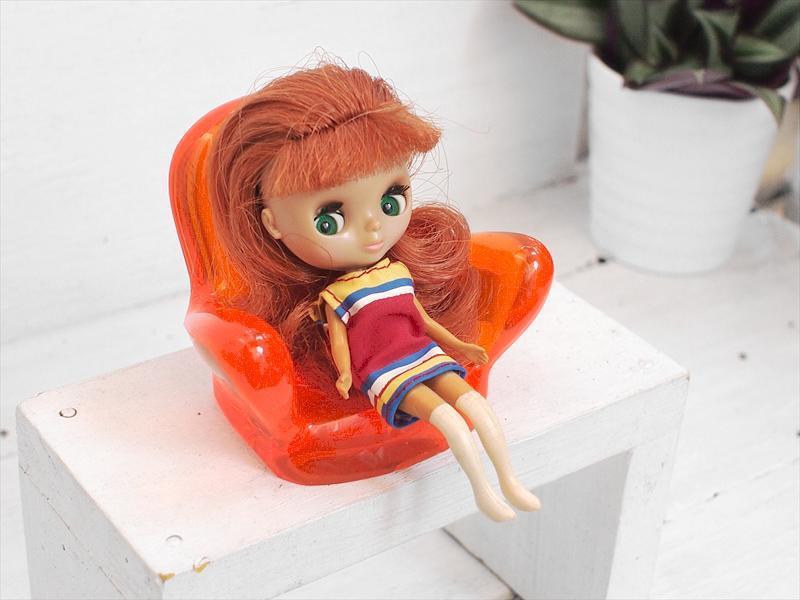 1/12ドール用に・ポップなソファ・蛍光色クリアオレンジ☆キッチュインテリア小物ガラケー置き拍卖