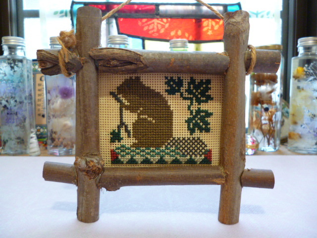 Й クロスステッチ 壁掛け 壁飾り Й りす リス拍卖