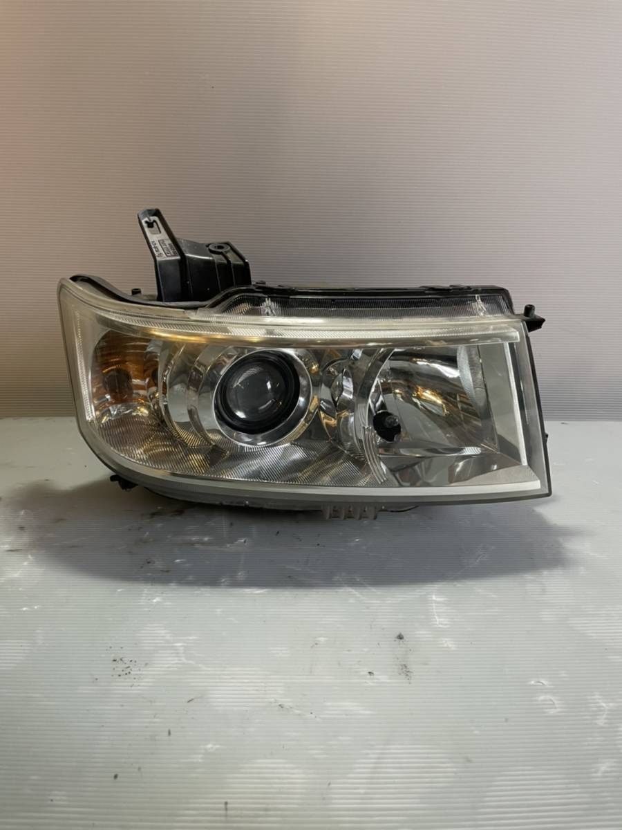スズキワゴンRスティングレーMH22S純正ヘッドライト右拍卖
