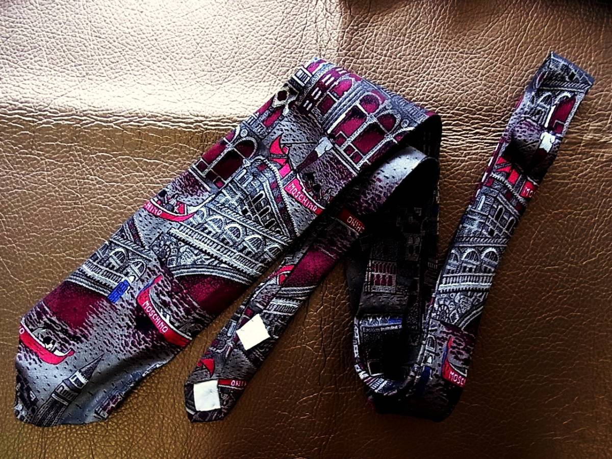 bvr3632♪良品♪モスキーノ【豪華刺繍・ロゴ・街並み・船】ネクタイ拍卖