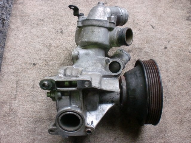 ★ ベンツ E320 W124 Eクラス 93年 124092 ウォーターポンプ (在庫No:A10615) (5579)拍卖