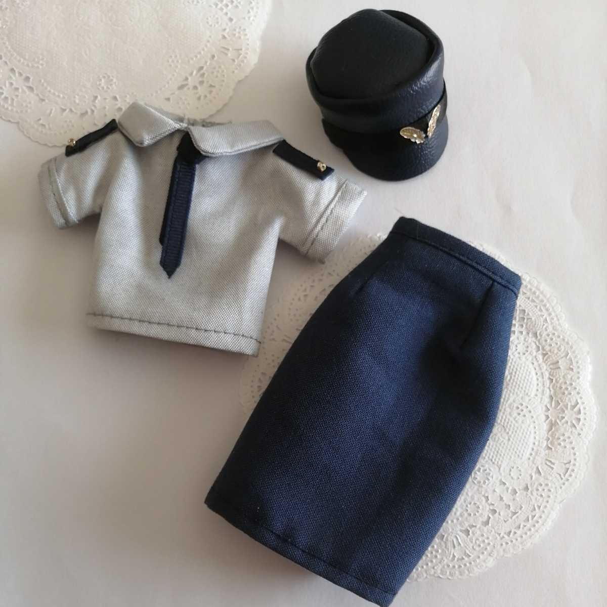 tia*゜☆:。ドール用 警察 婦警 帽子 夏服 紺色 タイトスカート 後ろスリット スカート セット ジェニー momoko 1/6ドール 27cmドール拍卖