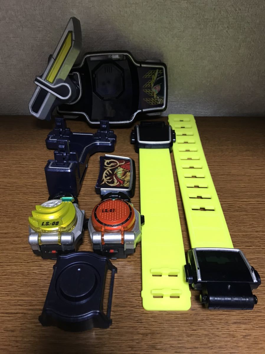 ジャンク品 バンダイ 仮面ライダー鎧武 【DX戦極ドライバー 】送料710円拍卖