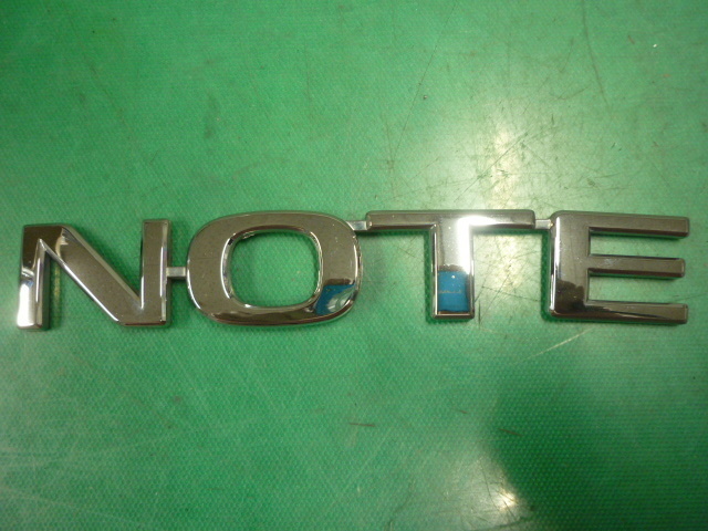 J410◆ノート◆E11◆バックドアエンブレム『NOTE』◆H23年拍卖