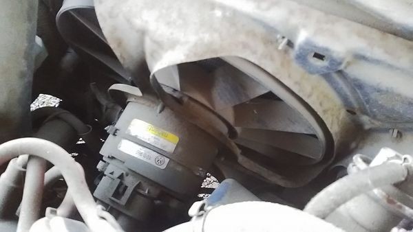 ■フォルクスワーゲン コラードVR6 電動ファン 中古 100959455L 0130305237 部品取りあり クーリングファン ラジエターファン シュラウド■拍卖