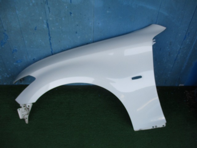 ☆★DBA-KY51 フーガ 左フェンダー 個人宅発送不可★☆拍卖