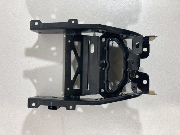 ポルシェ 911 GH-997M9701KF センターコンソール サポートキャリア 99755216303 ID:353拍卖