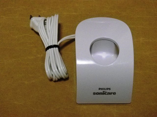 〈 PHILIPS sonicare elite 用 充電台 HX7100 〉拍卖
