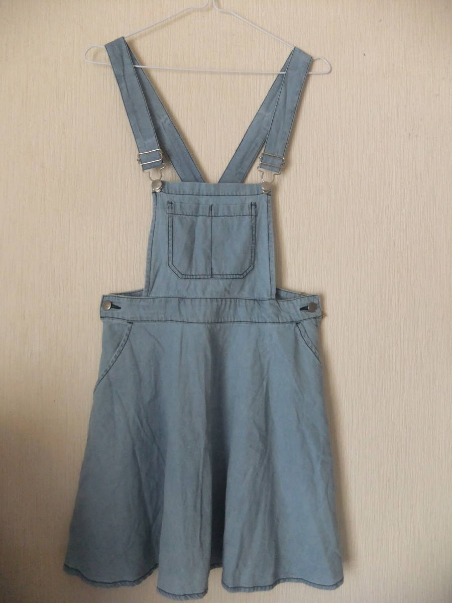 OZOC★ブルーデニムサロペットスカート★フレアミニスカート水色ウォッシュ加工/オゾック拍卖