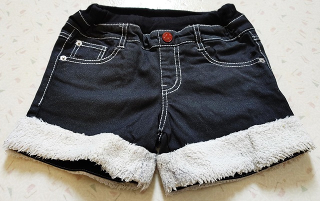 140㎝ BACK NUMBER KIDS 半ズボン ショートパンツ ウエスト総ゴム ストレッチ 黒ラメ×白ボア拍卖