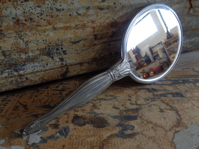 【フランス蚤の市手鏡】錫ピューター鏡古道具アンティークインテリアインダストリアル骨董ミラー化粧台鏡台ブロンズカフェトイレ拍卖