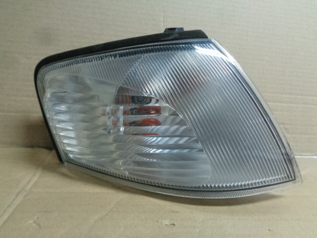 ADバン VY11 純正 コーナーランプ 右 ICHIKOH3432拍卖