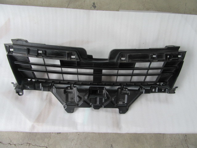 ZWR80G ZRR85W ヴォクシー フロントグリル ラジエーターグリル 純正 53111-28680 TOYOTA VOXY拍卖