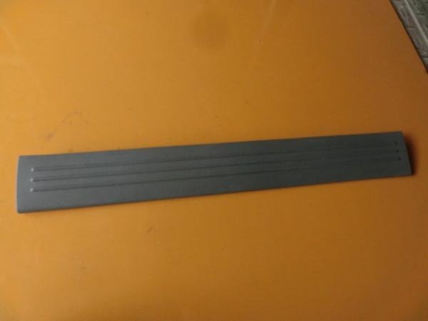 ?グランドボイジャー RG33L スカッフプレート 左 フロント H17 y.y拍卖