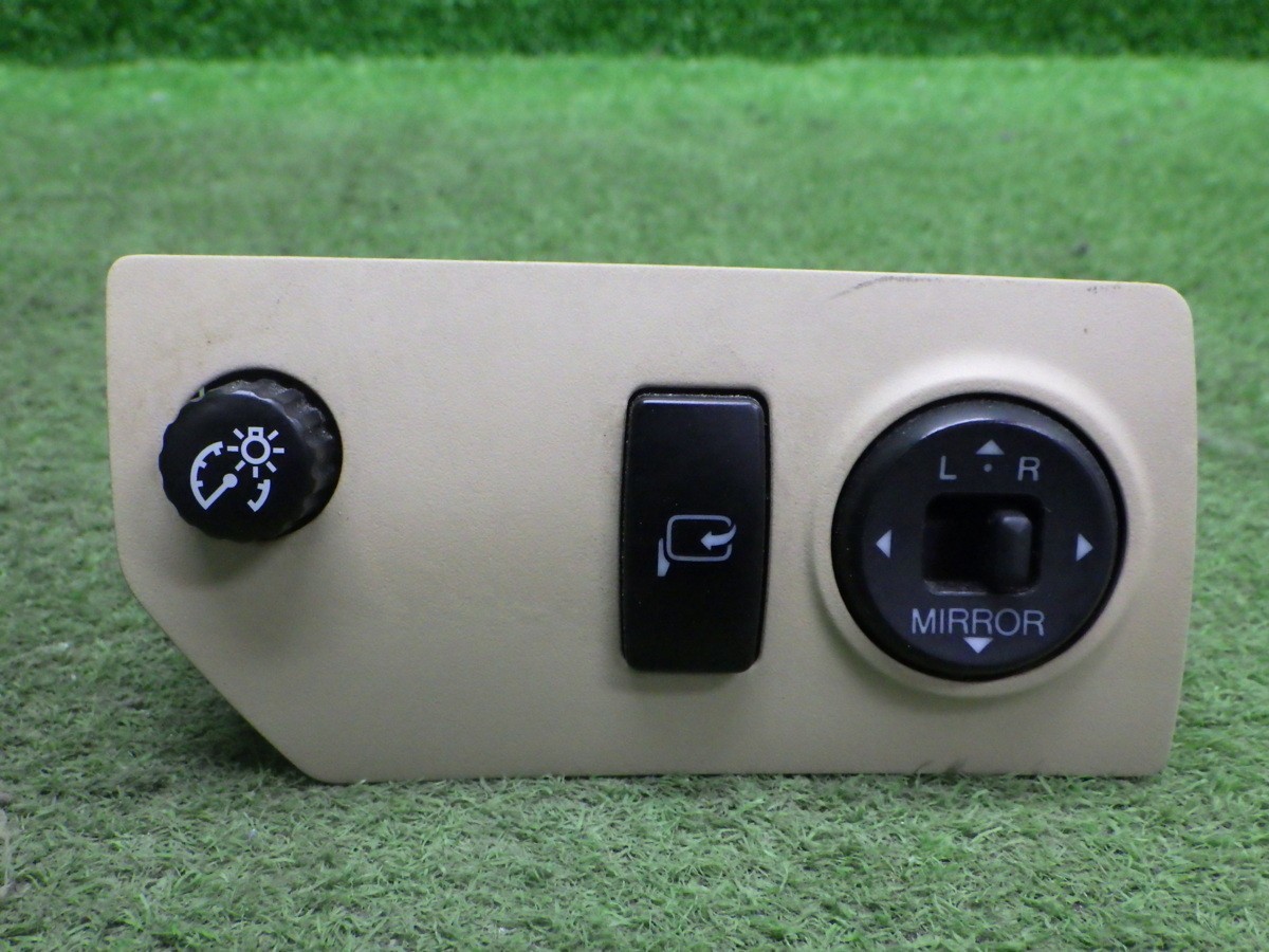 トヨタ GRS183 18クラウン 後期 ドアミラー スイッチ 180910213拍卖