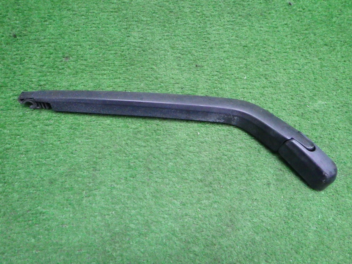 トヨタ NCP81/85 シエンタ リアワイパーアーム 180827317拍卖